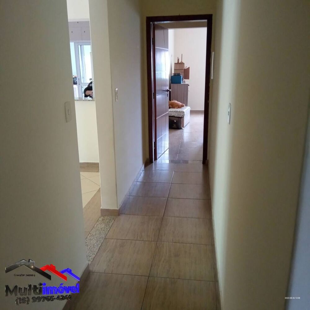 Casa à venda com 3 quartos, 158m² - Foto 2