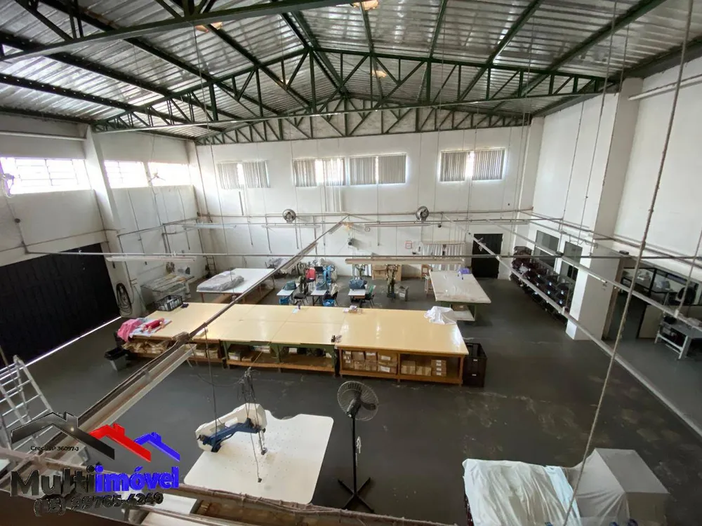 Sala-Conjunto, 1370 m² - Foto 9