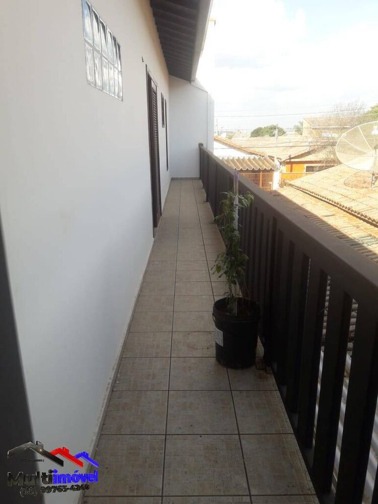 Sobrado, 3 quartos, 231 m² - Foto 2