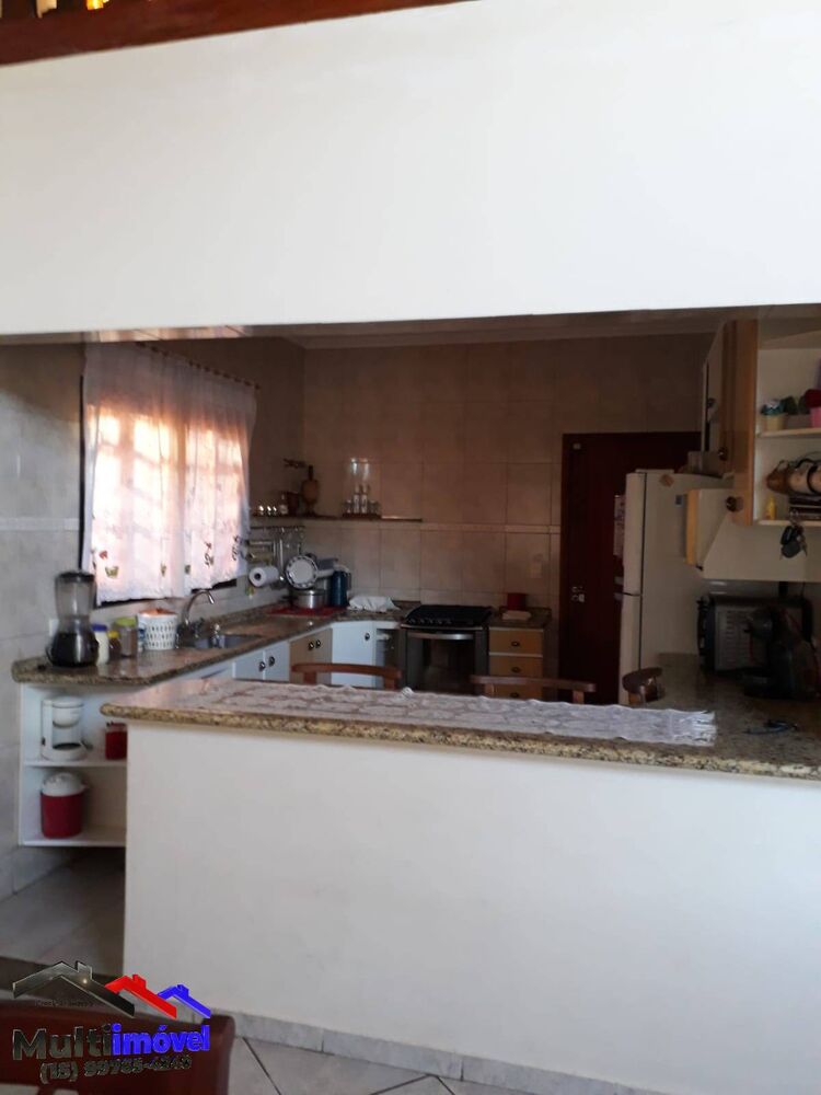 Casa, 4 quartos, 348 m² - Foto 1