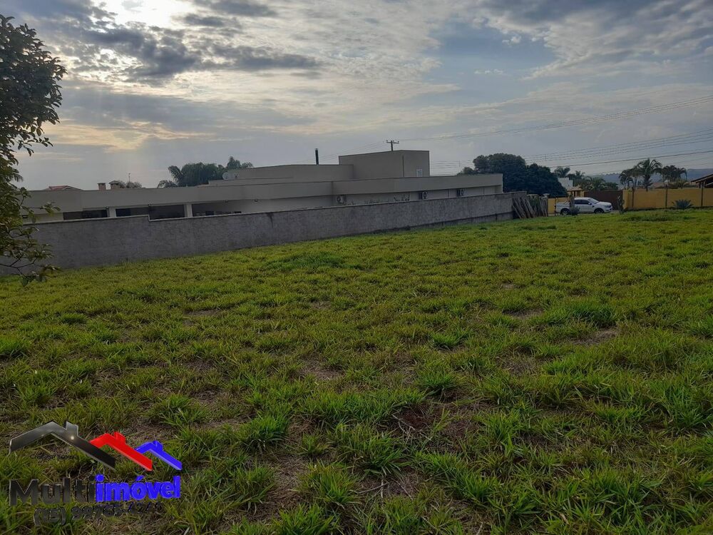Terreno à venda, 1000m² - Foto 1