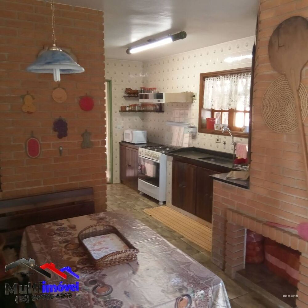 Casa, 4 quartos, 250 m² - Foto 1