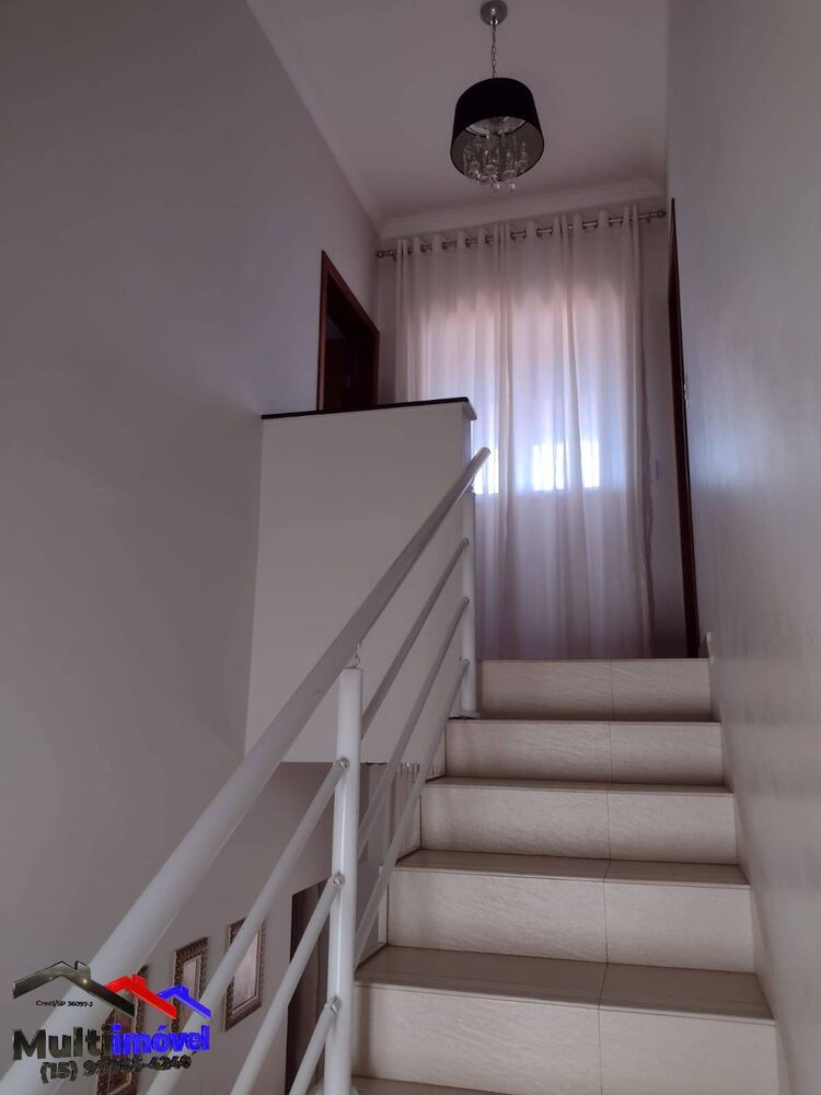 Casa à venda com 2 quartos, 139m² - Foto 1