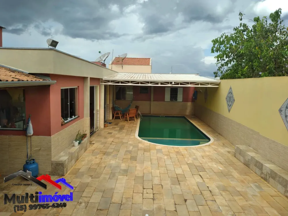 Casa, 4 quartos, 260 m² - Foto 1
