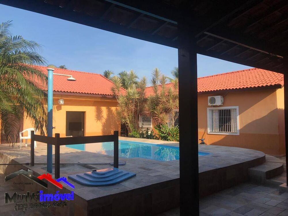 Casa, 4 quartos, 240 m² - Foto 1