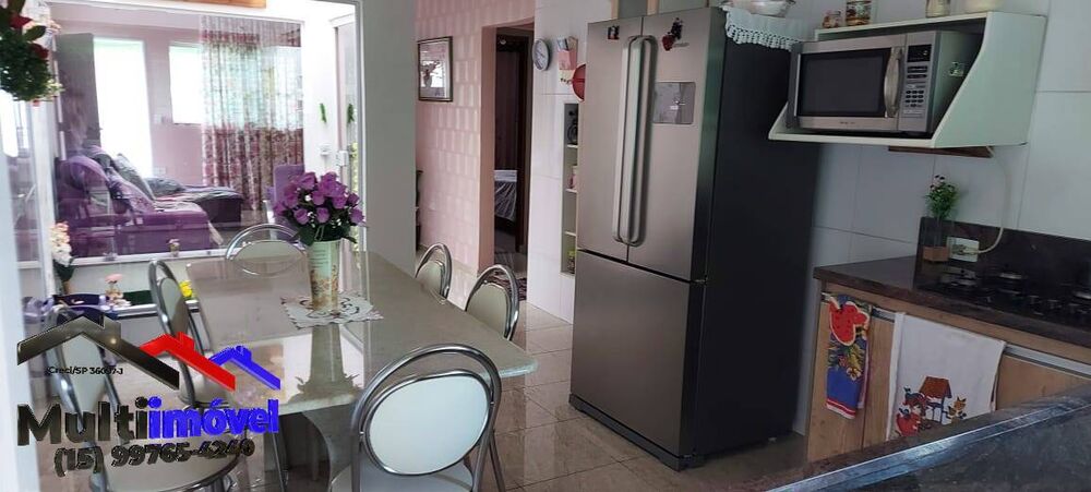 Casa à venda com 2 quartos, 120m² - Foto 1