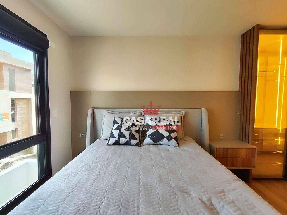 Casa de Condomínio à venda com 3 quartos, 181m² - Foto 1