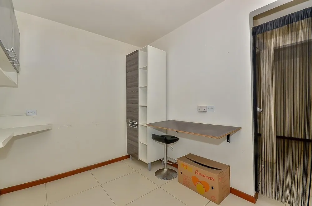 Casa, 5 quartos, 217 m² - Foto 2