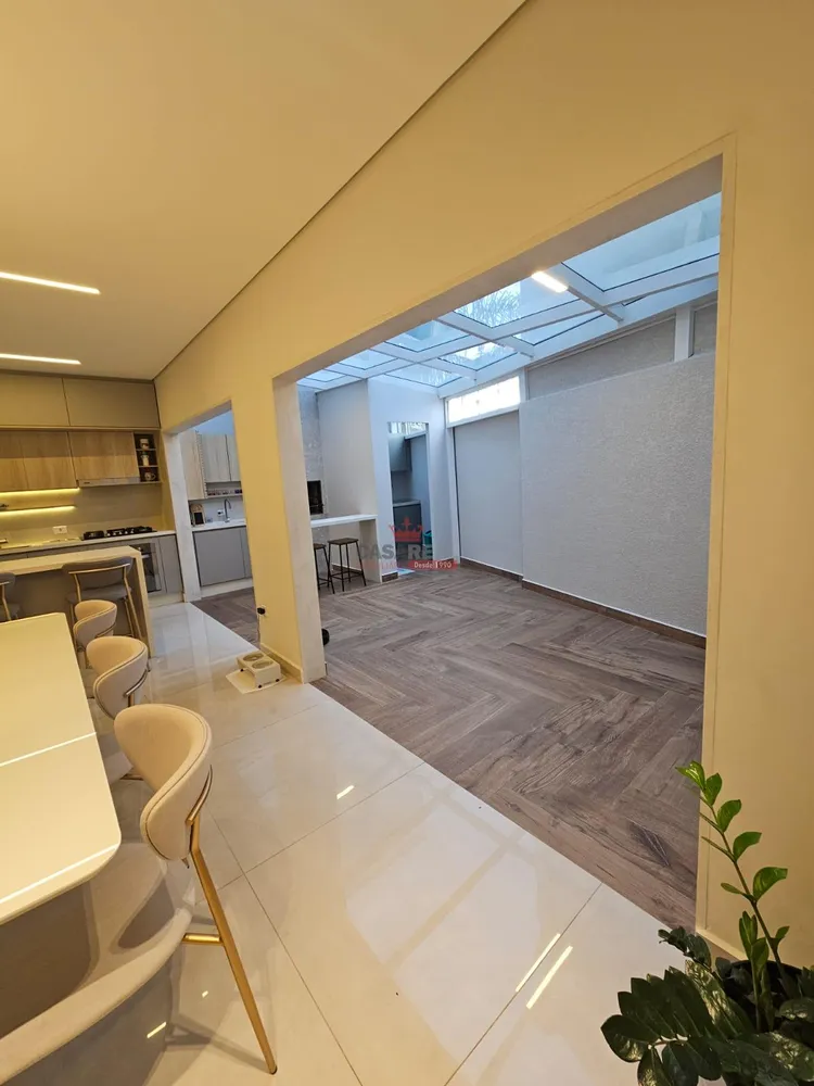 Casa, 3 quartos, 160 m² - Foto 1