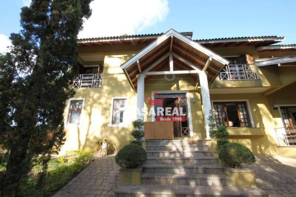 Casa à venda com 4 quartos, 400m² - Foto 1