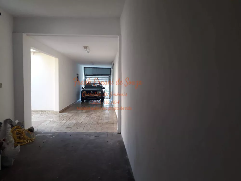 Casa à venda com 4 quartos, 290m² - Foto 2