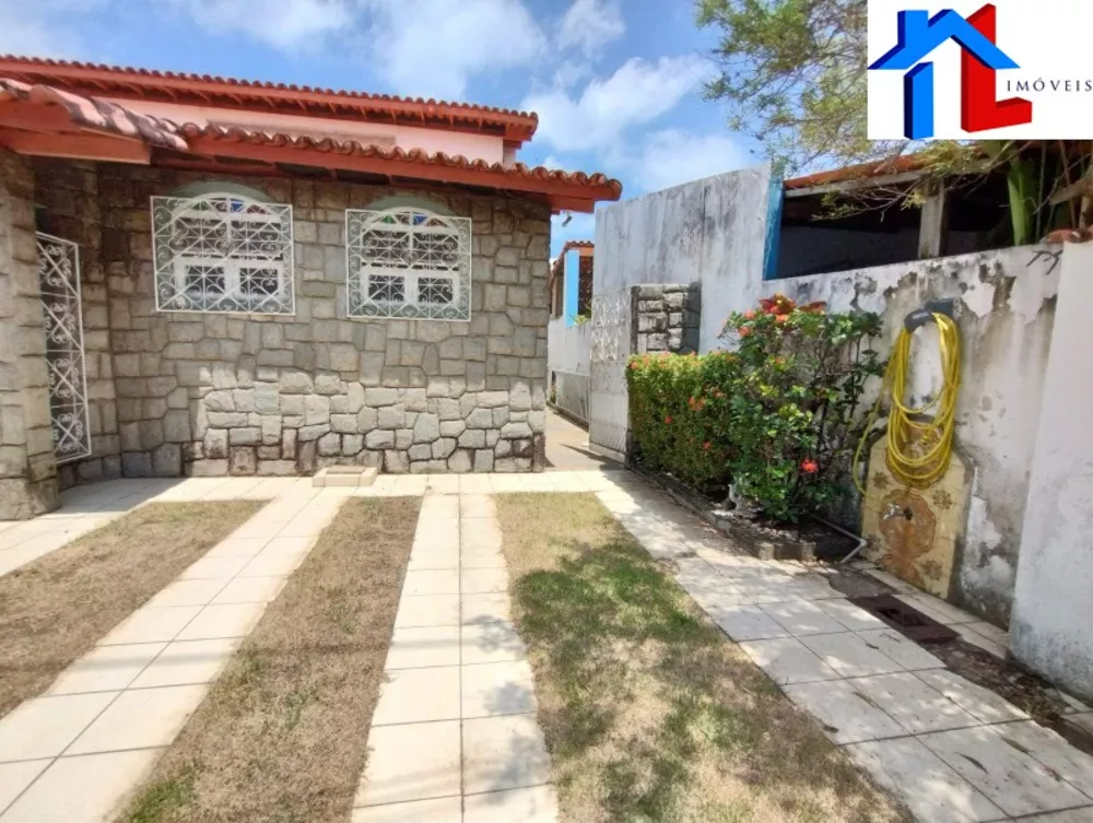 Casa à venda com 5 quartos, 360m² - Foto 2