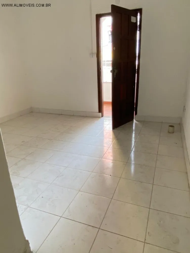 Casa, 10 quartos, 240 m² - Foto 2