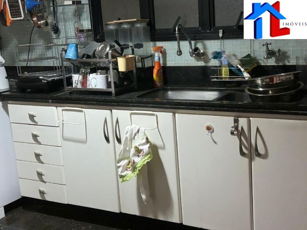 Apartamento para alugar com 4 quartos, 150m² - Foto 9