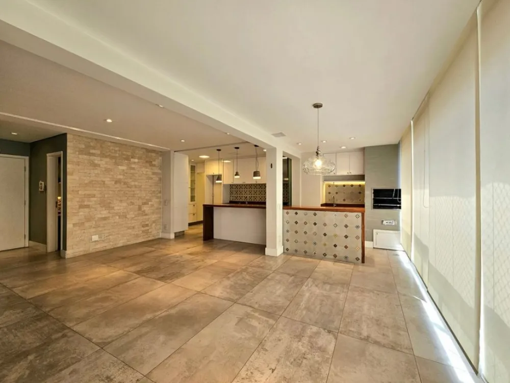 Apartamento, 3 quartos, 134 m² - Foto 2