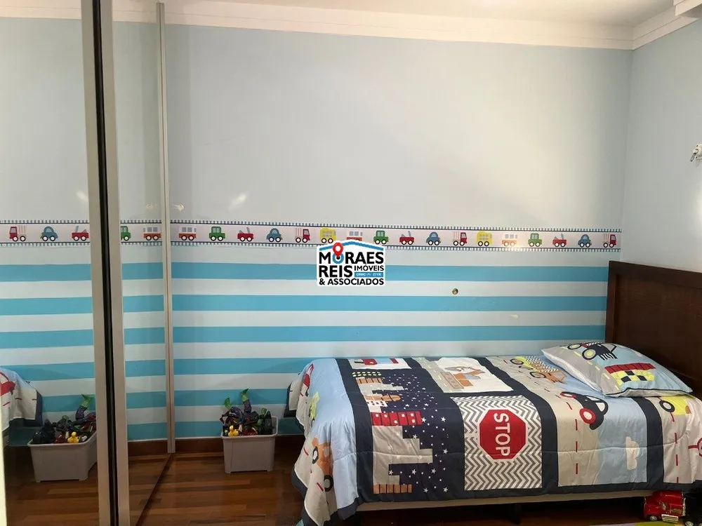 Apartamento, 3 quartos, 261 m² - Foto 1