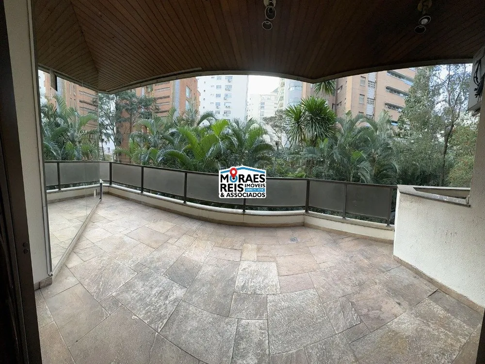 Apartamento, 3 quartos, 197 m² - Foto 1