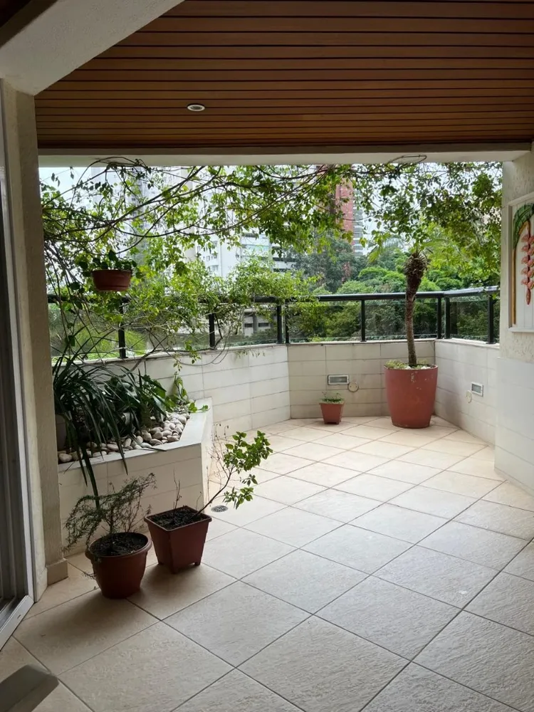 Apartamento, 4 quartos, 213 m² - Foto 1