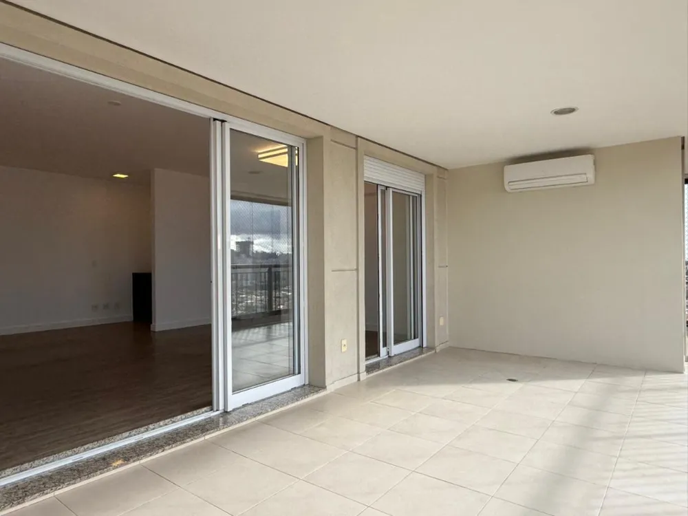 Apartamento, 3 quartos, 159 m² - Foto 2