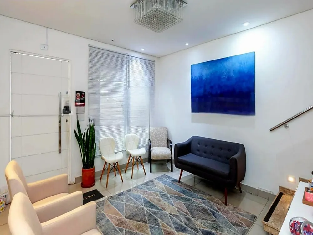 Casa, 4 quartos, 131 m² - Foto 1