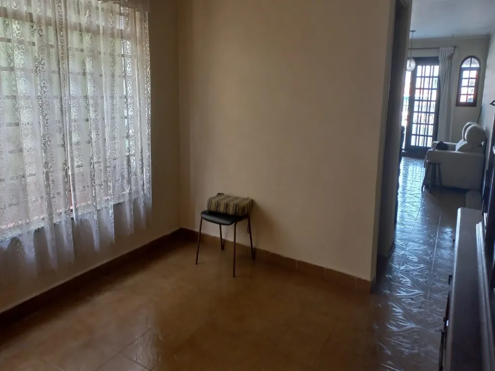 Casa, 4 quartos, 160 m² - Foto 2