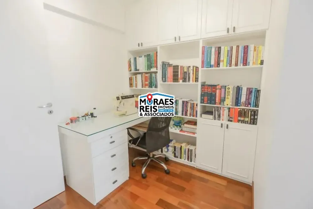 Apartamento, 3 quartos, 227 m² - Foto 1