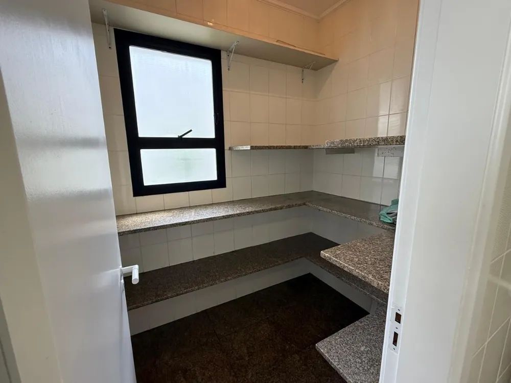 Apartamento, 3 quartos, 216 m² - Foto 8