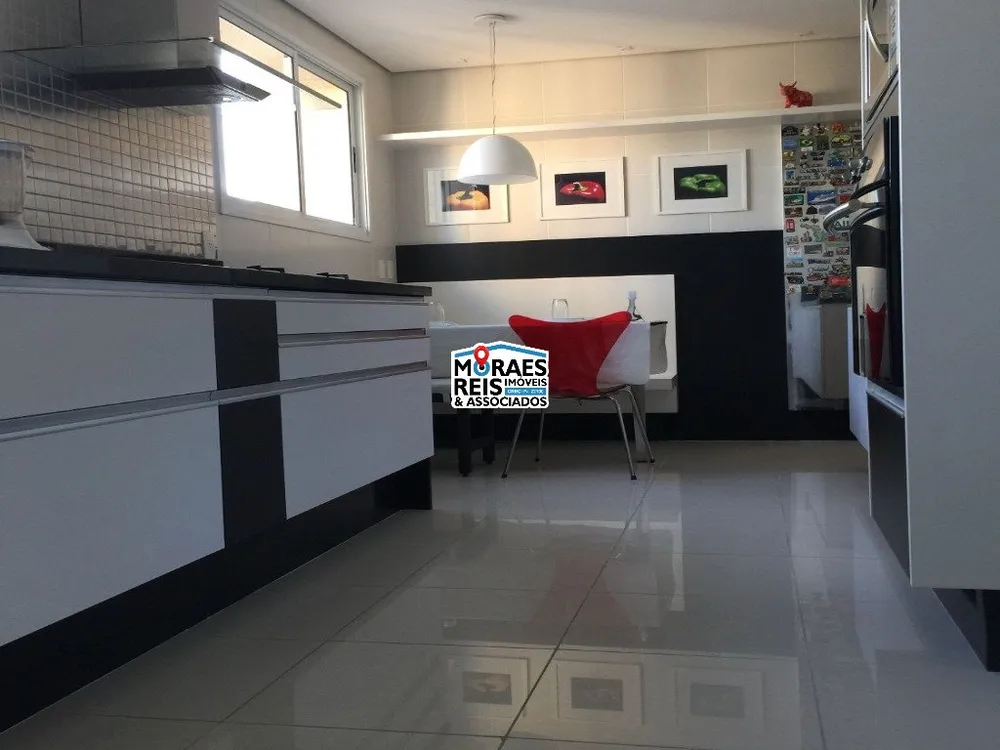 Apartamento, 4 quartos, 205 m² - Foto 1