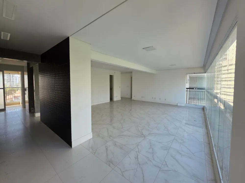 Apartamento, 3 quartos, 213 m² - Foto 4