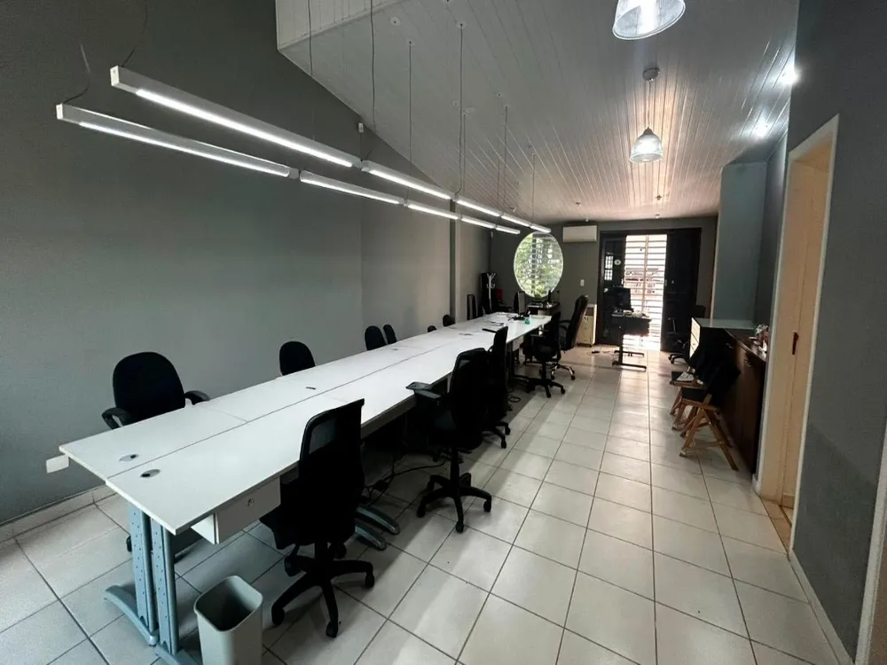 Sobrado, 3 quartos, 200 m² - Foto 1