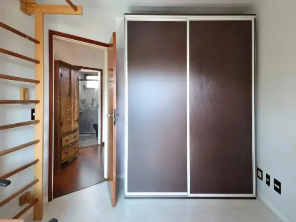 Apartamento, 3 quartos, 140 m² - Foto 1