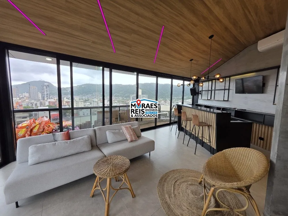 Cobertura, 3 quartos, 245 m² - Foto 1