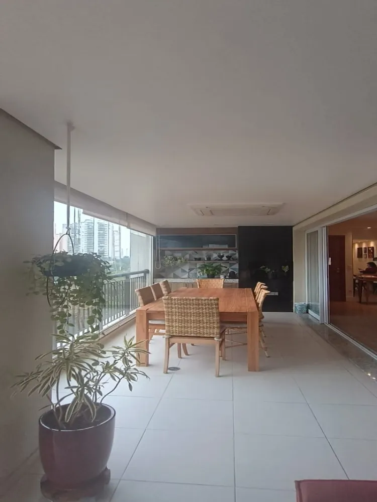 Apartamento, 3 quartos, 138 m² - Foto 1