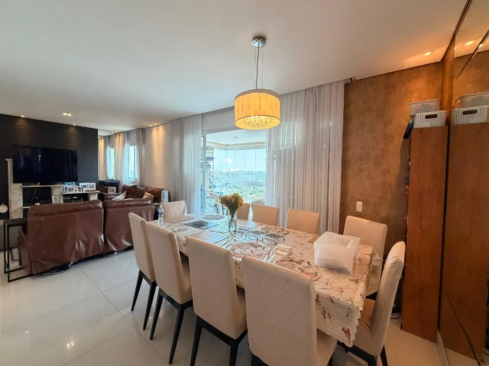 Apartamento, 3 quartos, 206 m² - Foto 2