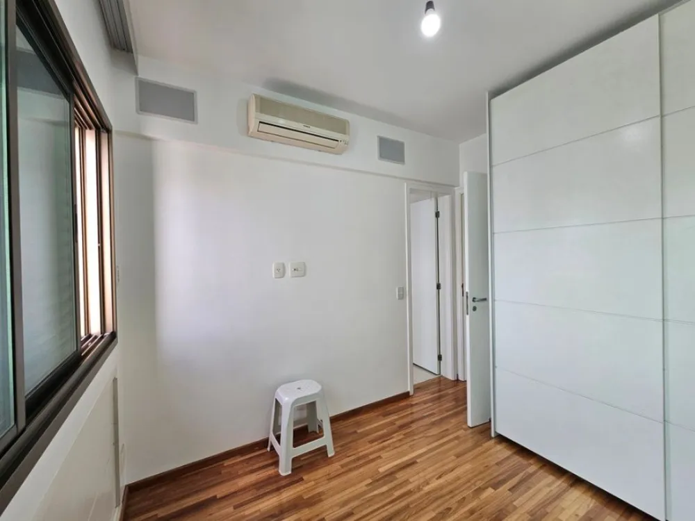 Apartamento, 3 quartos, 147 m² - Foto 1