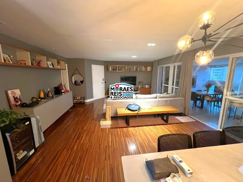 Apartamento, 3 quartos, 155 m² - Foto 1
