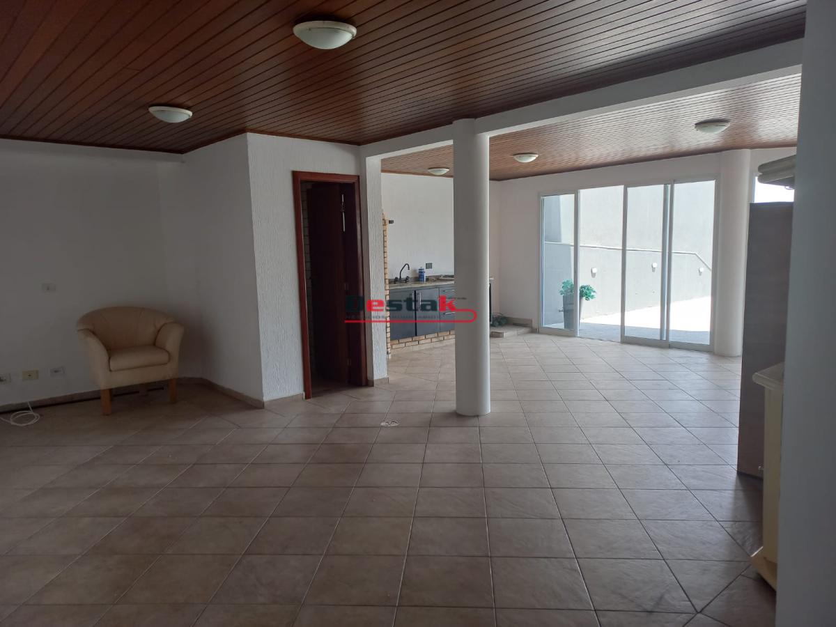 Casa de Condomínio para alugar com 4 quartos, 420m² - Foto 12