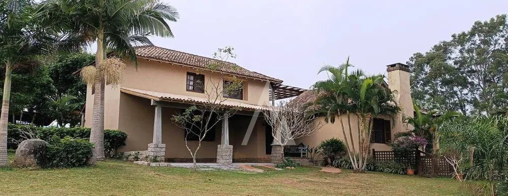 Casa, 3 quartos, 283 m² - Foto 1