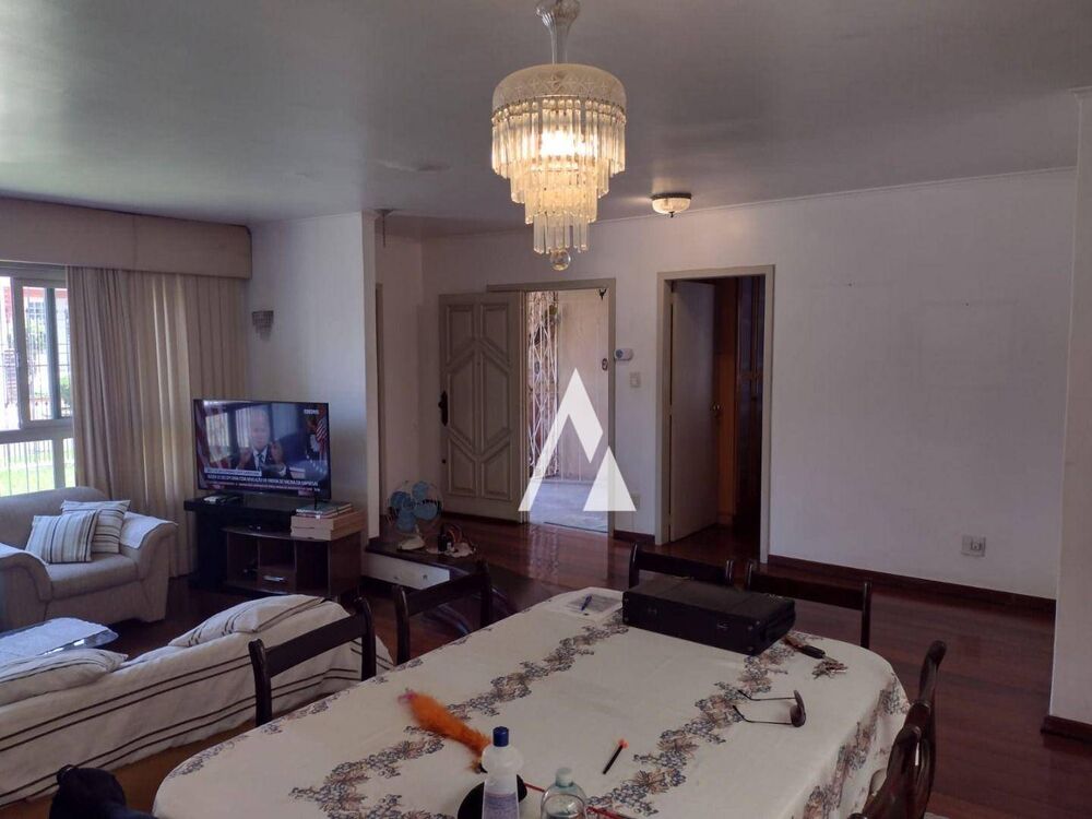 Casa, 3 quartos, 215 m² - Foto 3