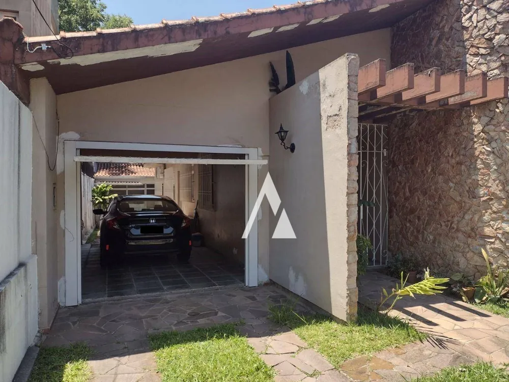 Casa, 3 quartos, 215 m² - Foto 1