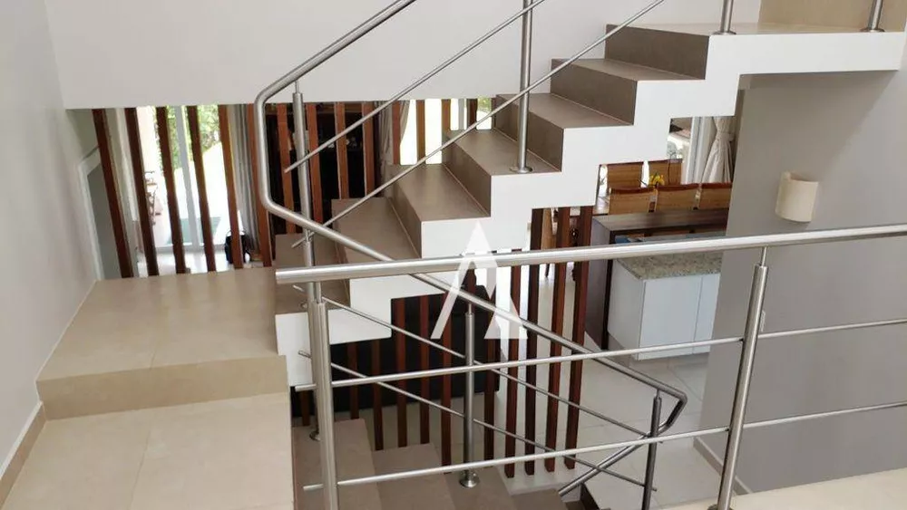 Casa, 4 quartos, 270 m² - Foto 15
