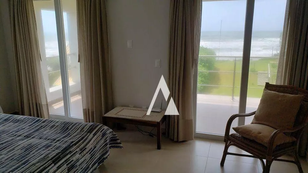 Casa, 4 quartos, 270 m² - Foto 11