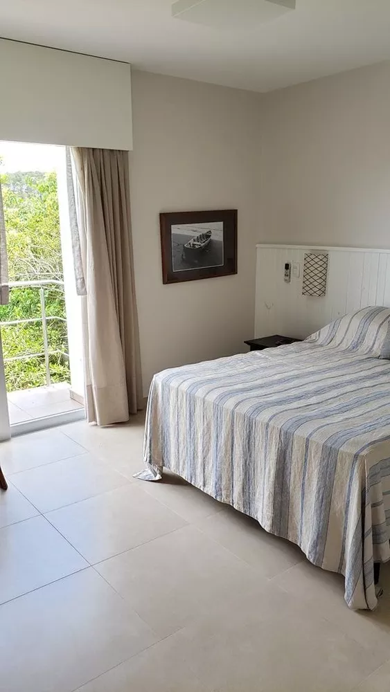 Casa, 4 quartos, 270 m² - Foto 8