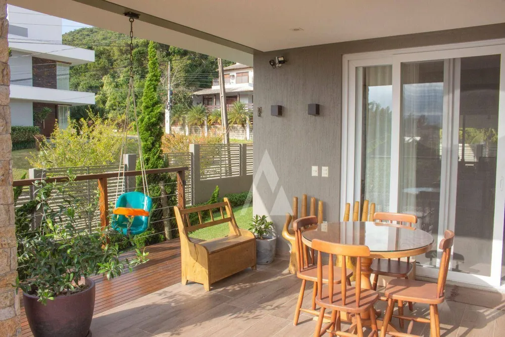 Casa, 3 quartos, 222 m² - Foto 4