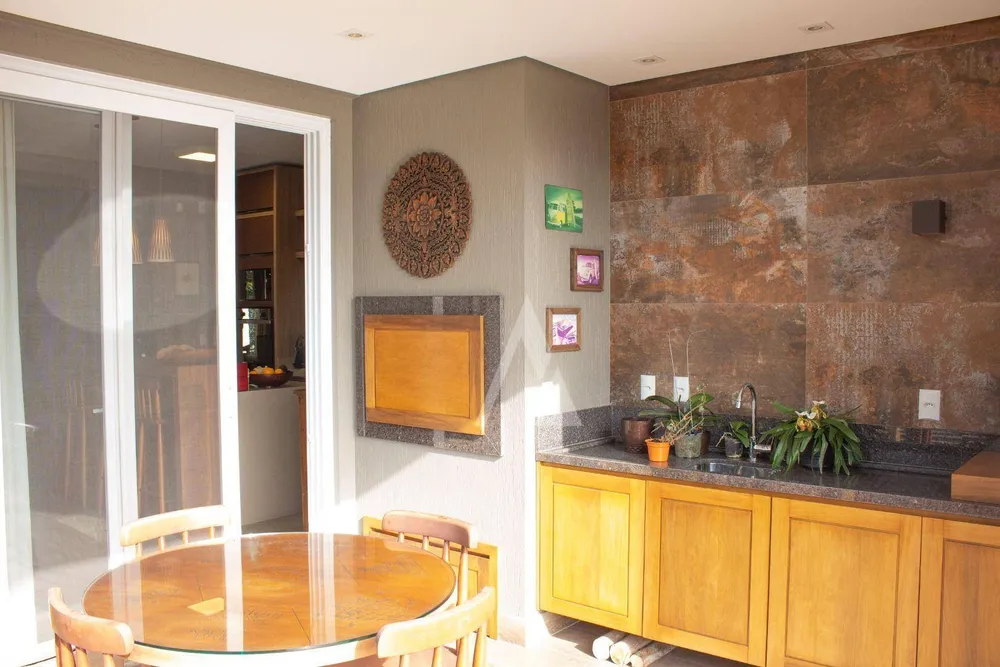 Casa, 3 quartos, 222 m² - Foto 3