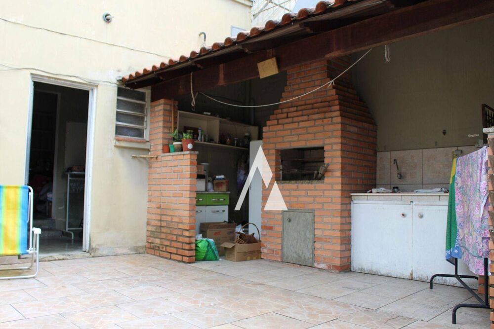Casa à venda com 2 quartos, 300m² - Foto 15