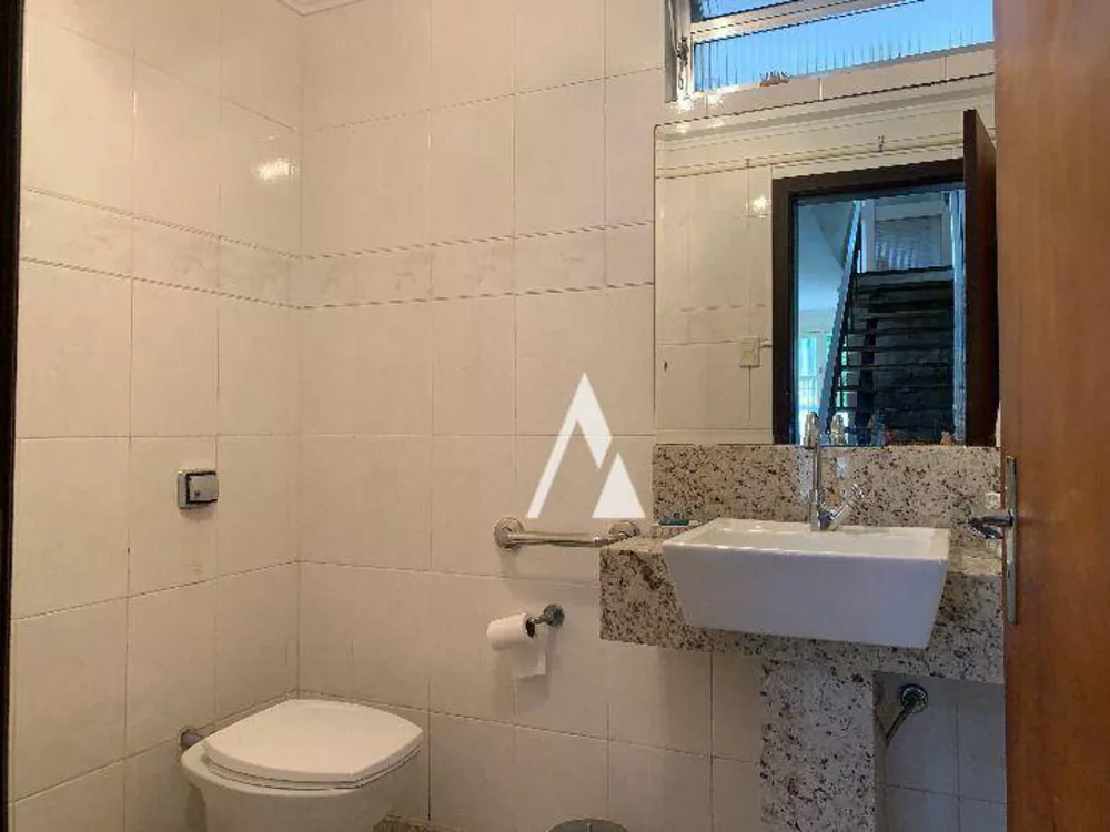 Casa, 3 quartos, 250 m² - Foto 8