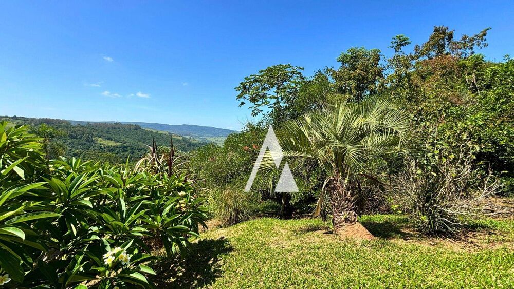 Casa à venda com 2 quartos, 146m² - Foto 2
