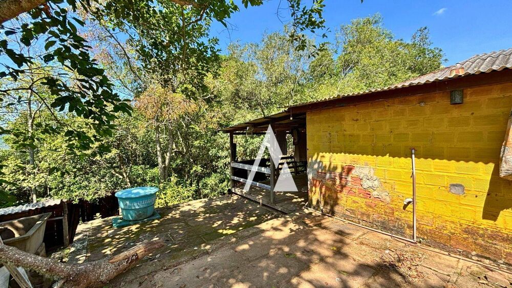Casa à venda com 2 quartos, 146m² - Foto 4