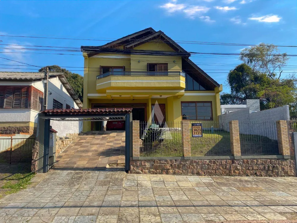 Casa, 3 quartos, 255 m² - Foto 1